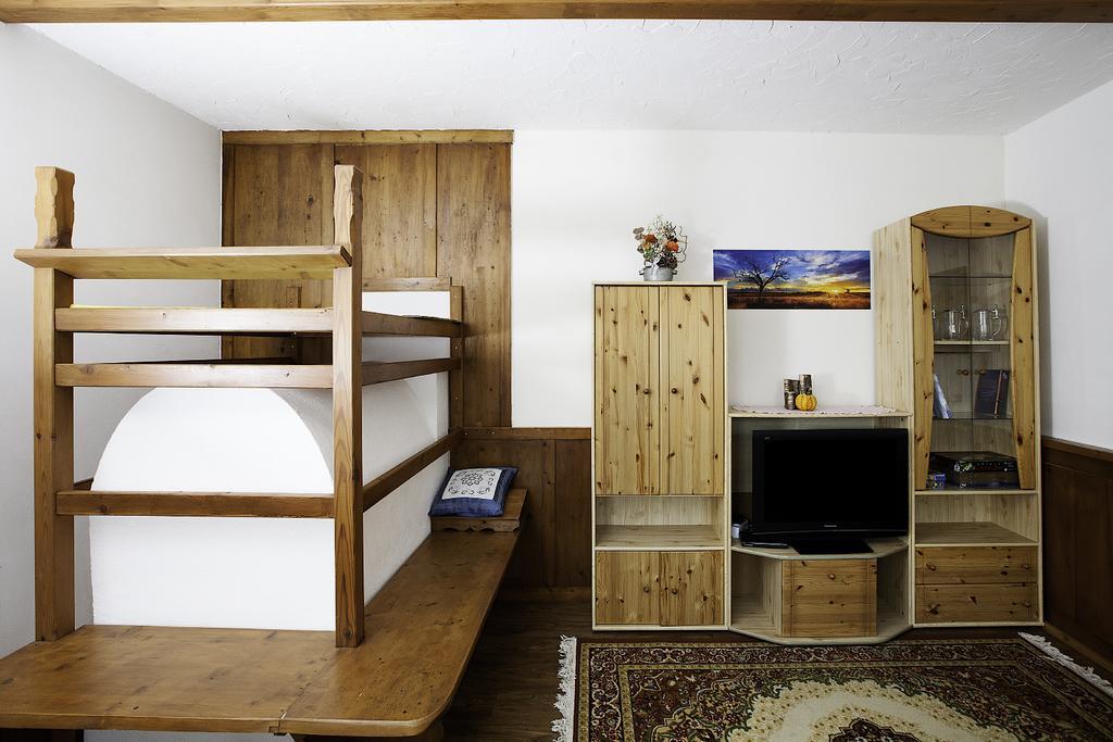 Hoelzlhof Brunico Esterno foto